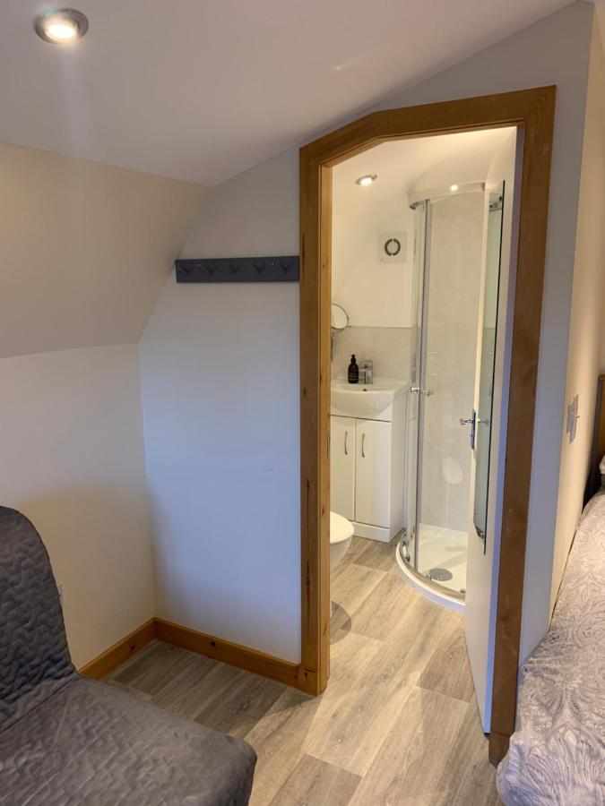 Morvan Pod&Hot tub Fort William Buitenkant foto